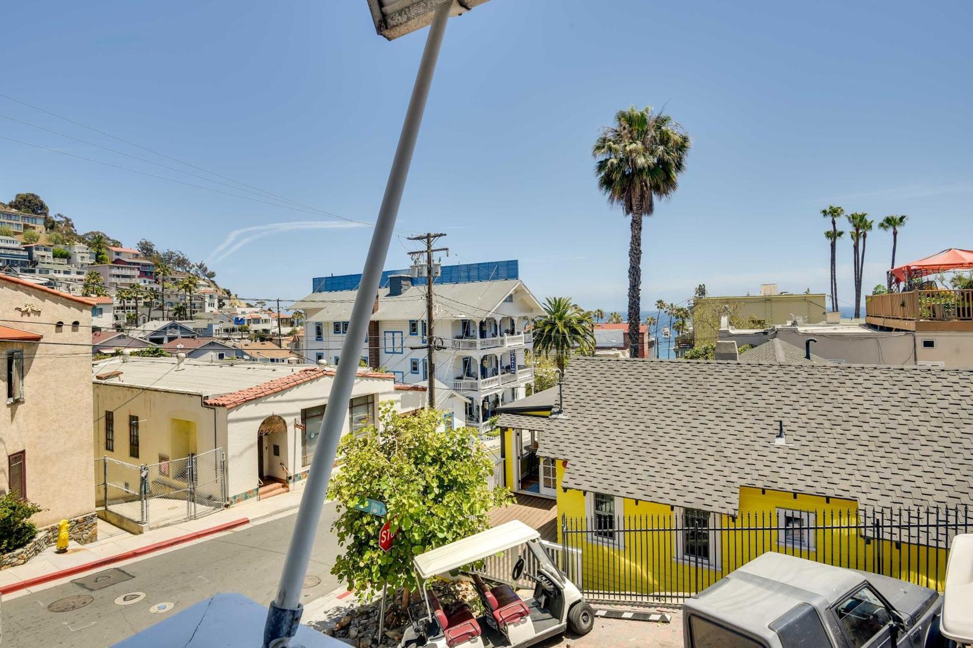 Charming Catalina Gem With Deck Walk To The Beach! Avalon Bagian luar foto